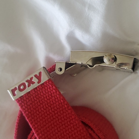 Roxy Belt - Picture 3 of 4